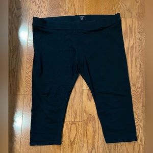 Gap Maternity capris leggings size XL